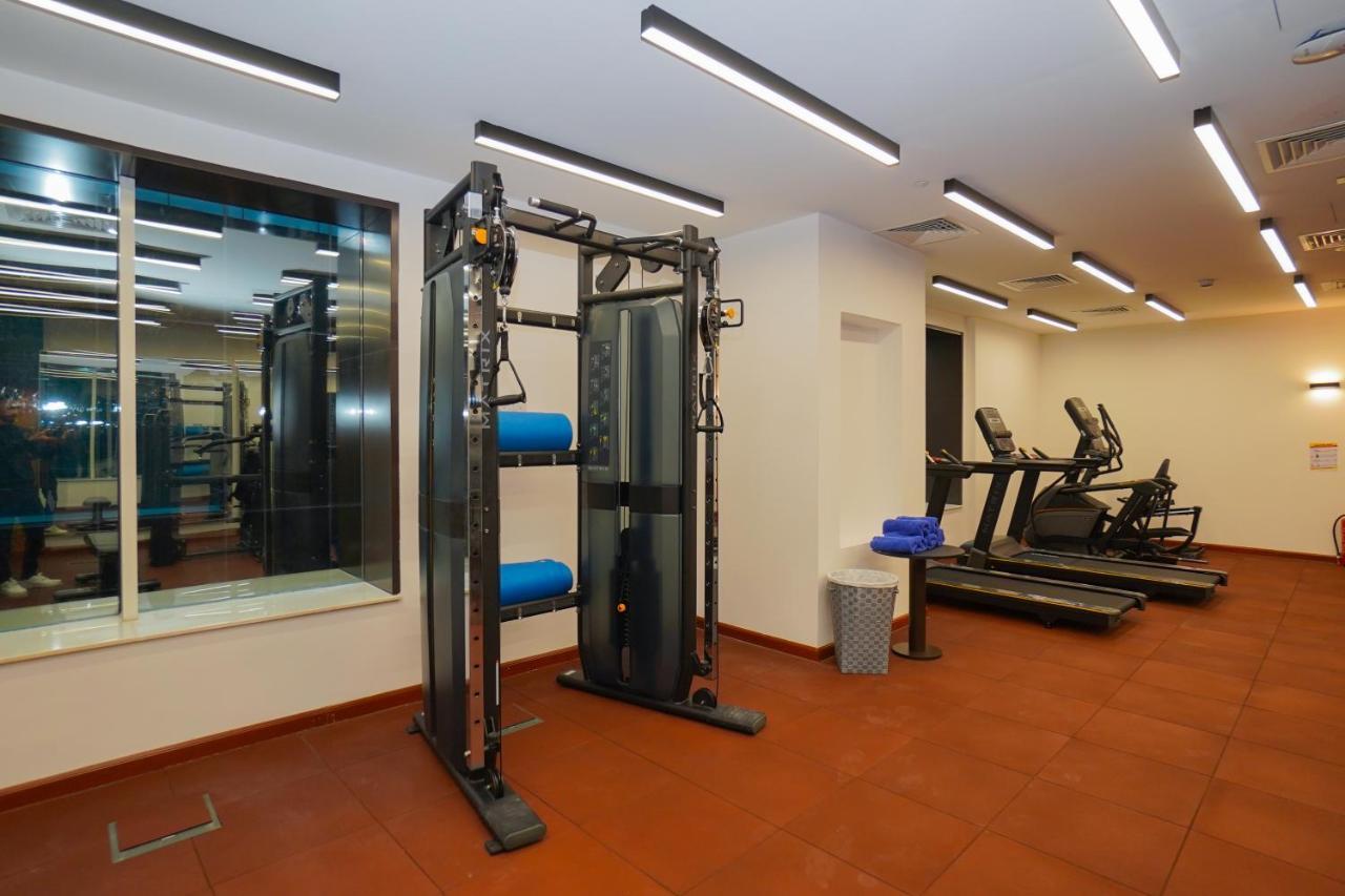 The Grand Lux Hotel Doha Buitenkant foto The gym at the Embassy of the United States in Warsaw
