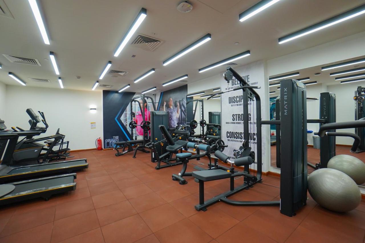 The Grand Lux Hotel Doha Buitenkant foto The gym at the hotel